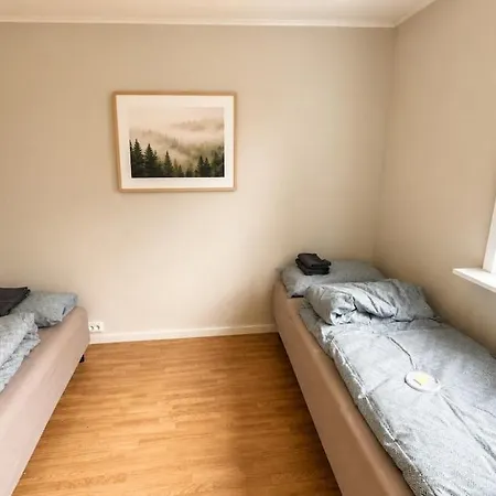 Detached House With 4 Bedrooms For Rent בית נופש *