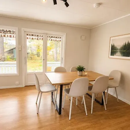 Detached House With 4 Bedrooms For Rent פורסגרון